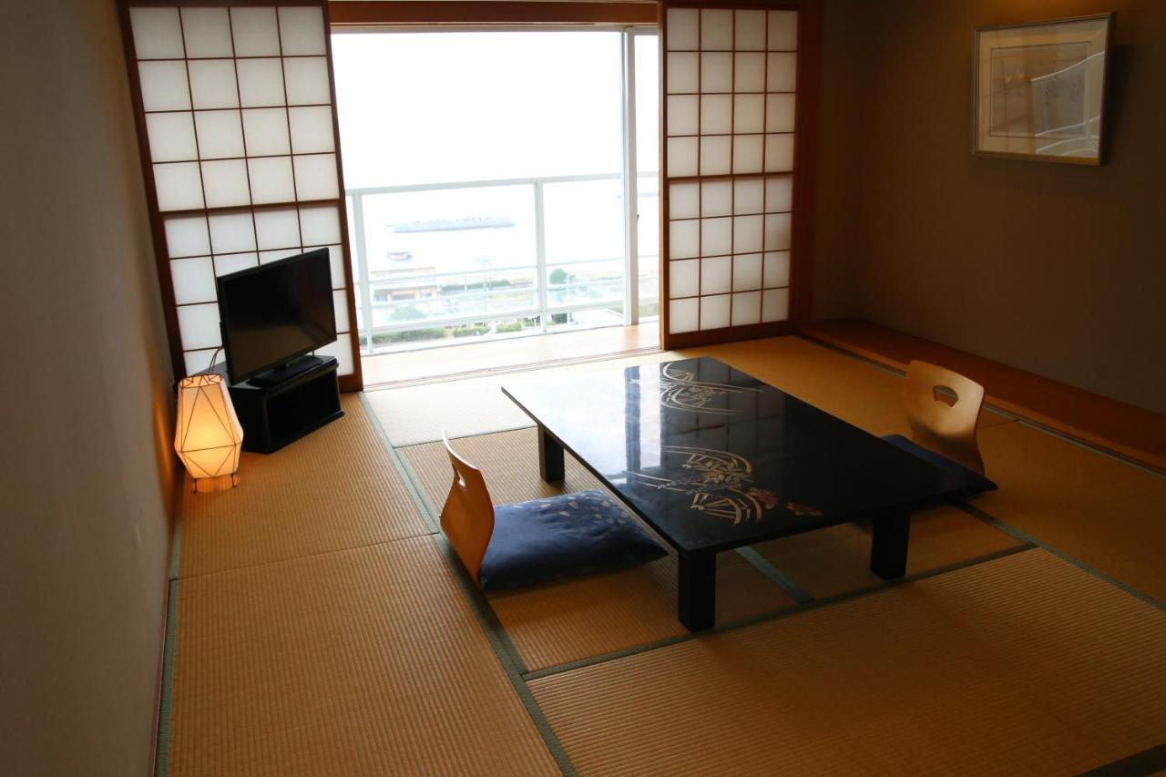 Nishiizu Crystal View Hotel Экстерьер фото